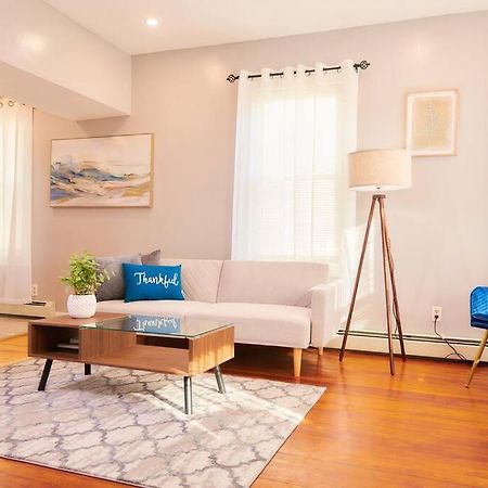 Cozy Apartment 1St 10Min Walk Downtown And City View بروفيدنس، رود آيلاند المظهر الخارجي الصورة
