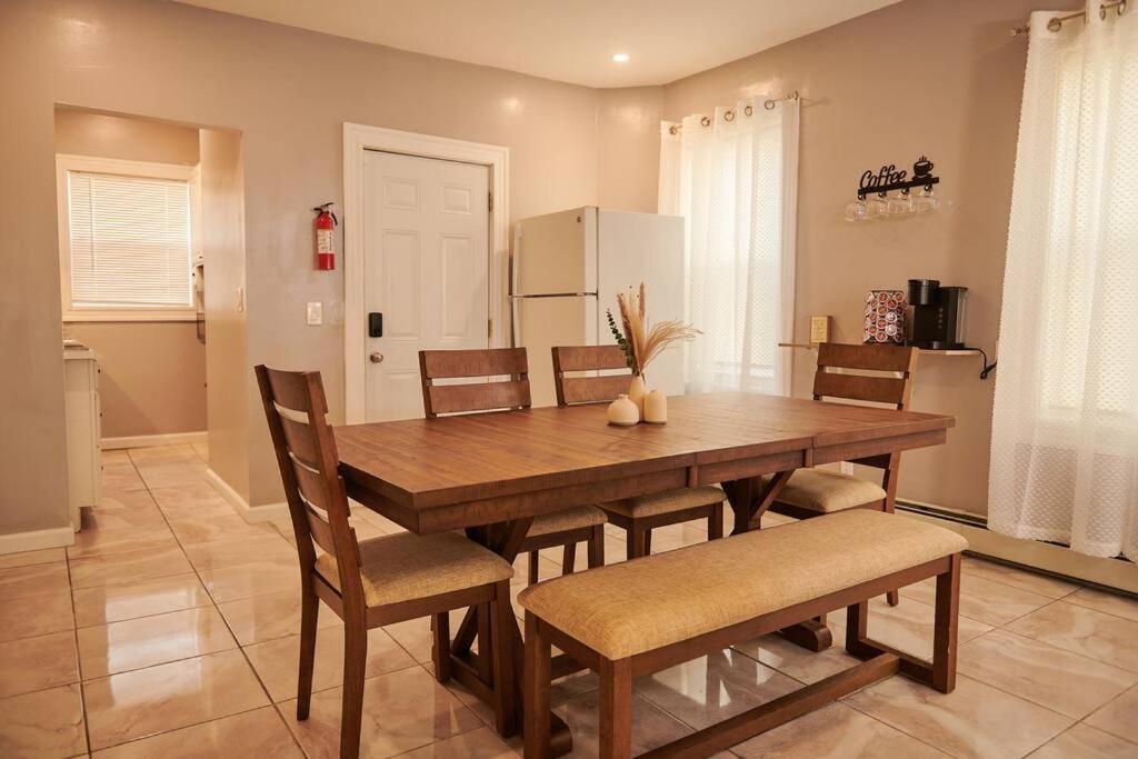 Cozy Apartment 1St 10Min Walk Downtown And City View بروفيدنس، رود آيلاند المظهر الخارجي الصورة