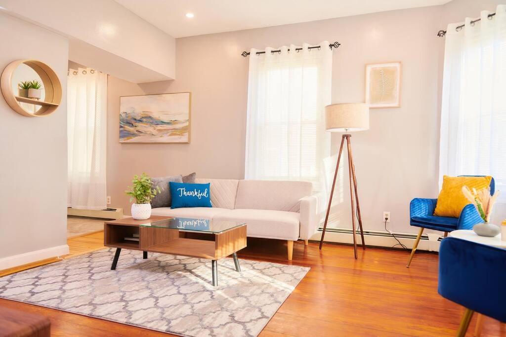 Cozy Apartment 1St 10Min Walk Downtown And City View بروفيدنس، رود آيلاند المظهر الخارجي الصورة