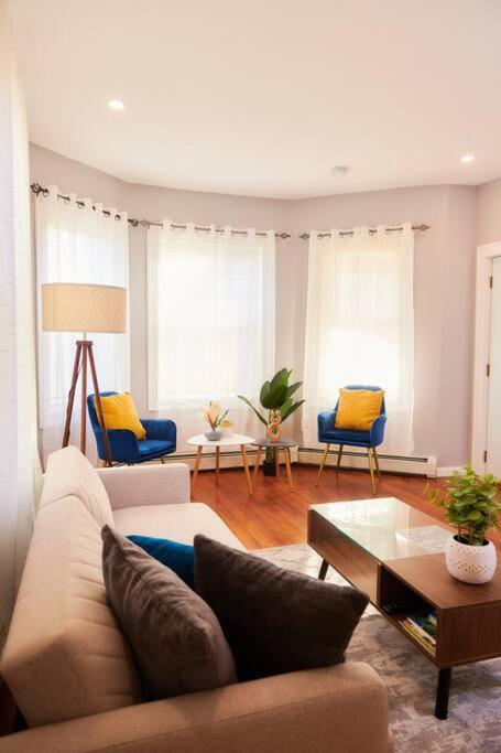 Cozy Apartment 1St 10Min Walk Downtown And City View بروفيدنس، رود آيلاند المظهر الخارجي الصورة