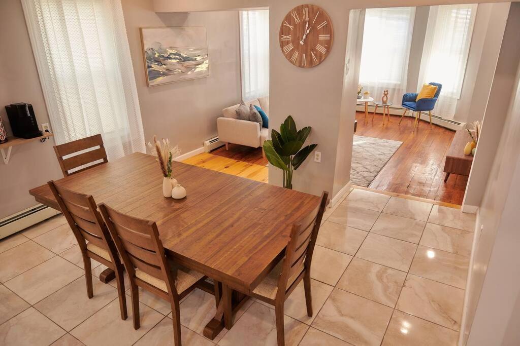 Cozy Apartment 1St 10Min Walk Downtown And City View بروفيدنس، رود آيلاند المظهر الخارجي الصورة