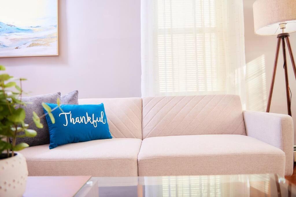 Cozy Apartment 1St 10Min Walk Downtown And City View بروفيدنس، رود آيلاند المظهر الخارجي الصورة