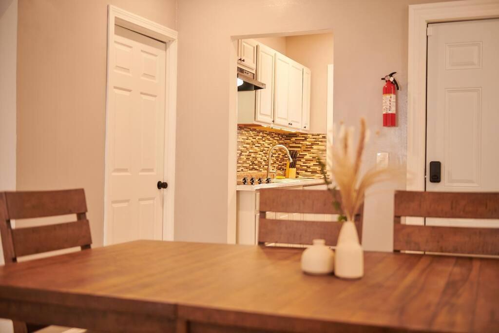 Cozy Apartment 1St 10Min Walk Downtown And City View بروفيدنس، رود آيلاند المظهر الخارجي الصورة